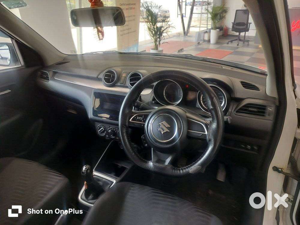 Maruti Suzuki Swift Vxi, 2023, Petrol