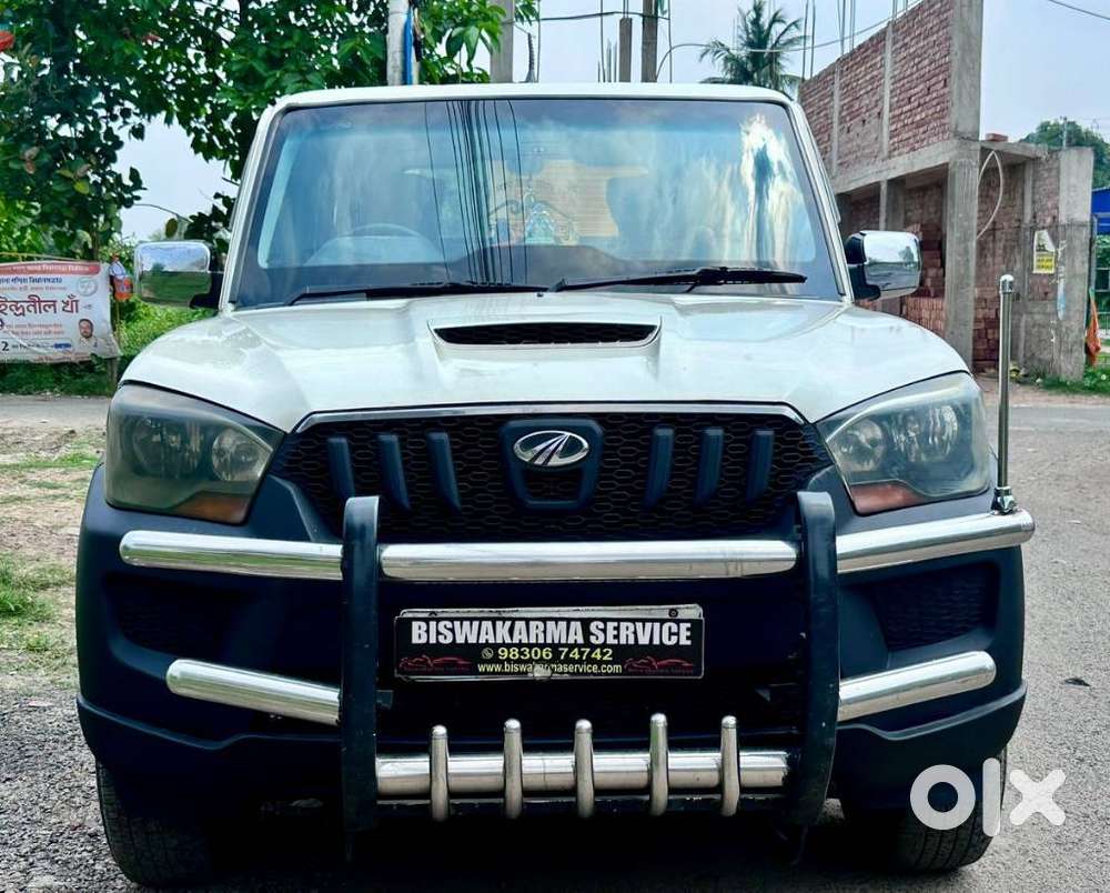 Mahindra Scorpio S4 Plus 9s, 2014, Diesel