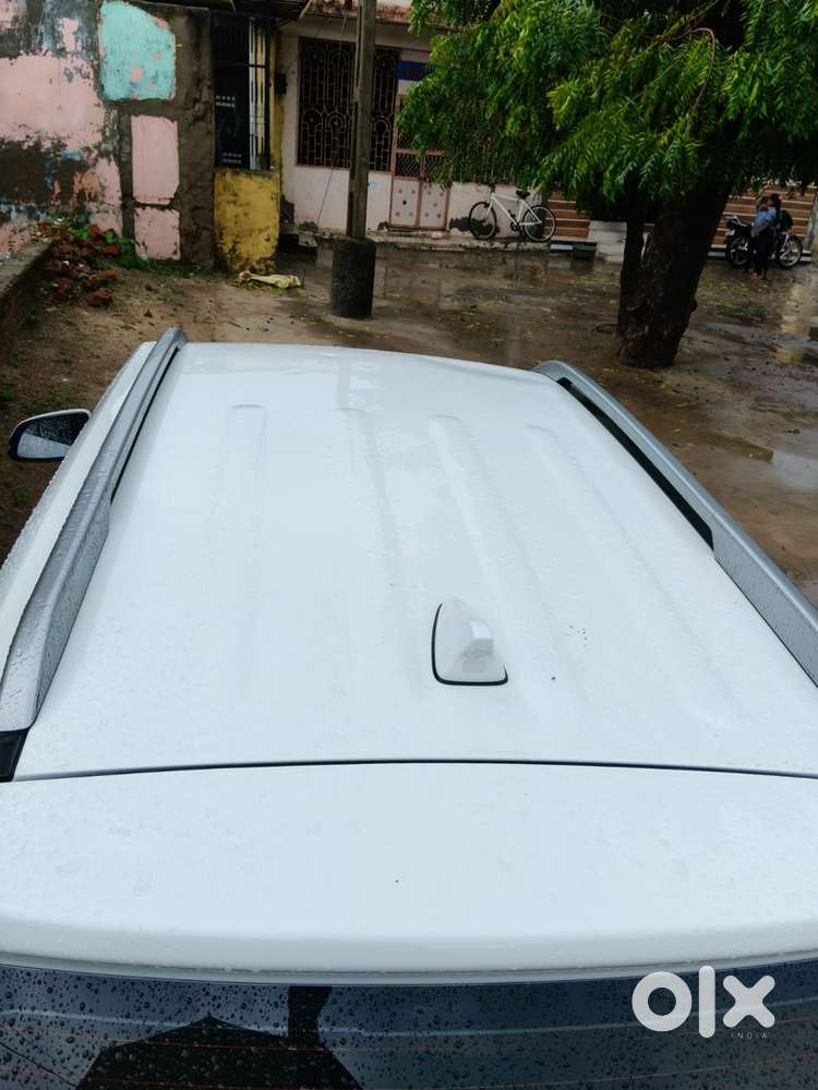 Hyundai Venue 2022 Petrol Well Maintained