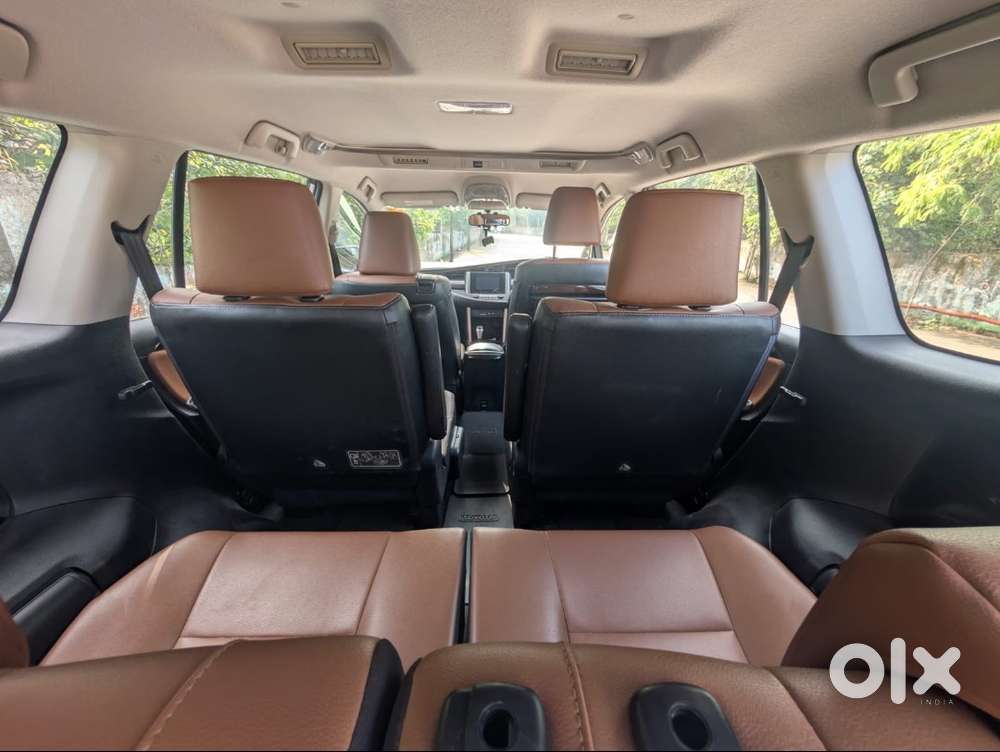 Toyota Innova Crysta 2017
