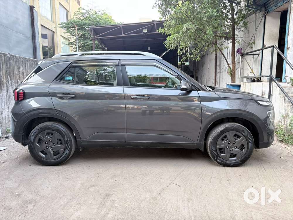 Hyundai Venue Sx (o) Mt 1.0 Turbo, 2024, Petrol
