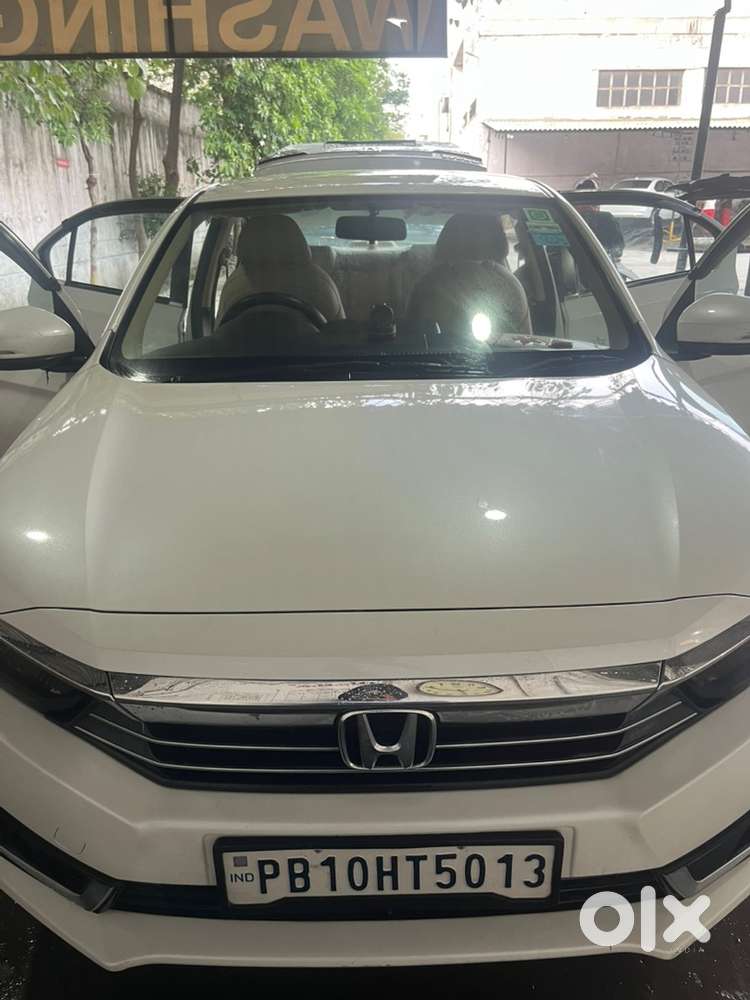 Honda Amaze 2022 Petrol Well Maintained