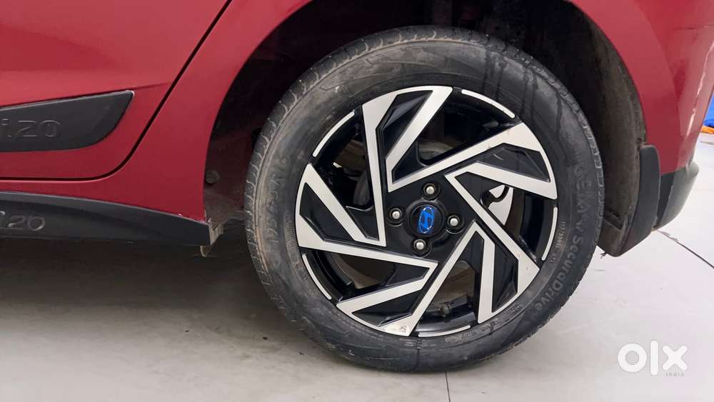 Hyundai New I20 1.2 Asta (o) Ivt, 2023, Petrol