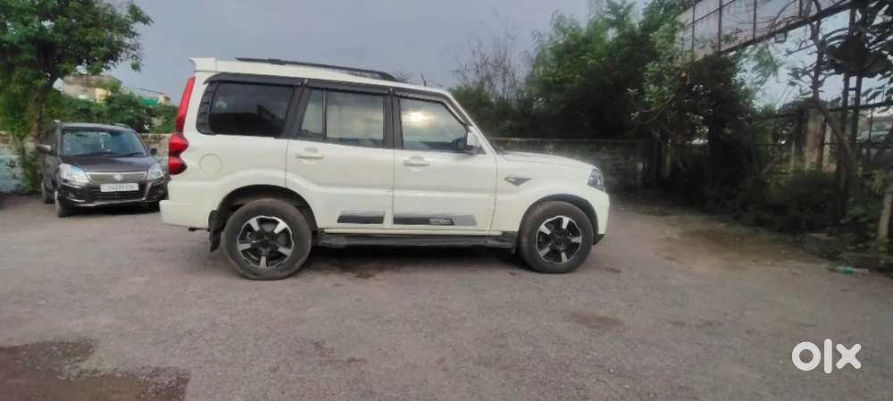 Mahindra Scorpio, 2023, Diesel