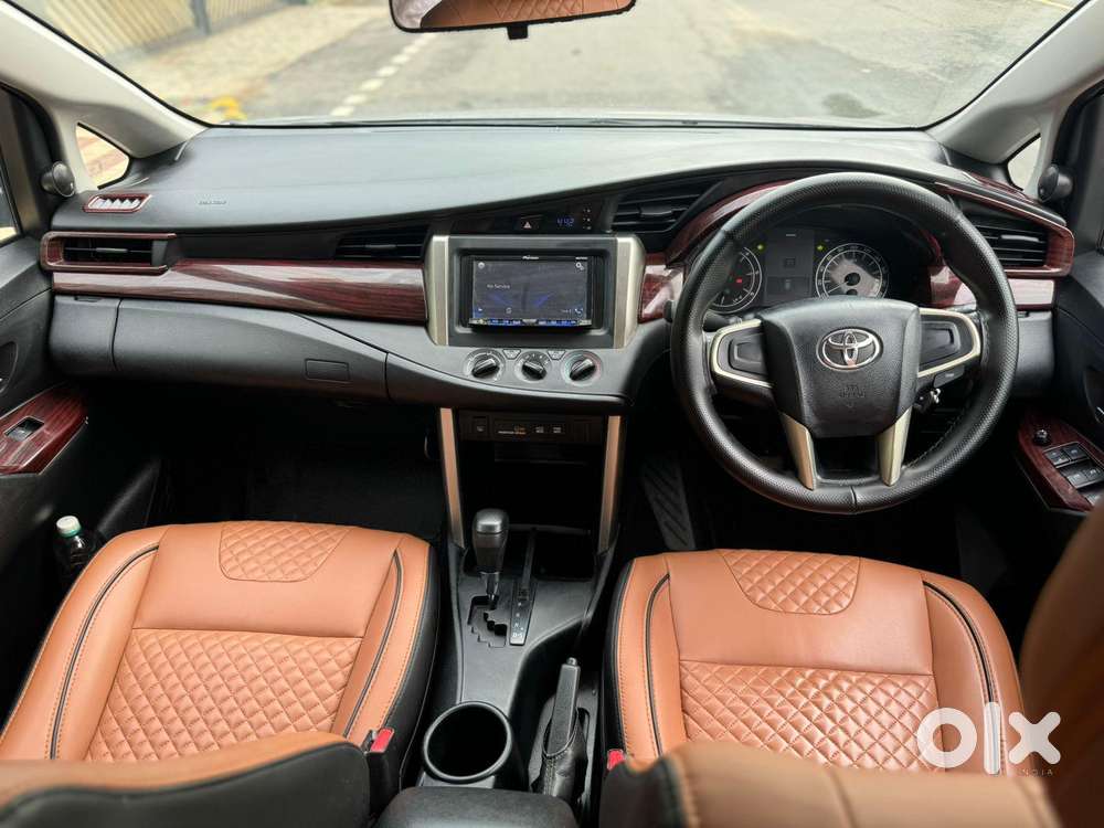 Toyota Innova Crysta