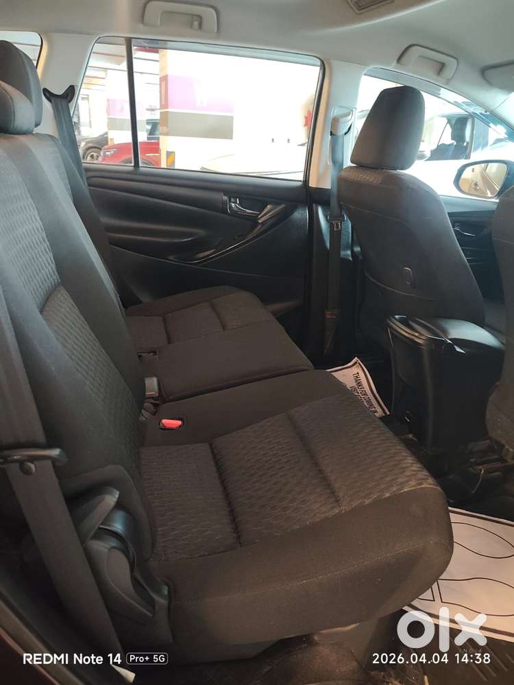 Toyota Innova Crysta 2.8 Gx At 8s, 2017, Diesel