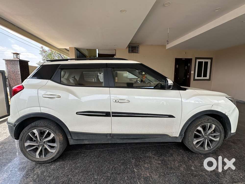 Mahindra Xuv300 (o)petrol Amt 2021 Top Model