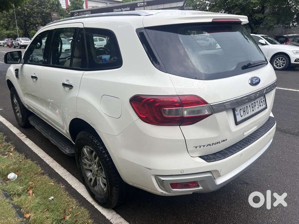Ford Endeavour 3.2 Titanium At 4x4, 2016, Diesel