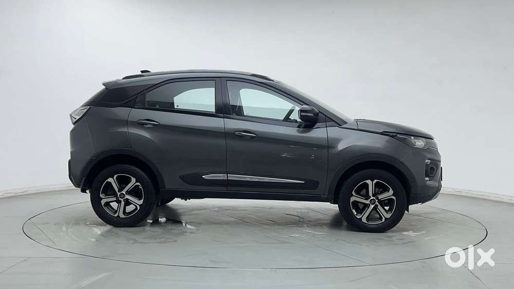 Tata Nexon 1.2 Revotron Xz Plus, 2023, Petrol