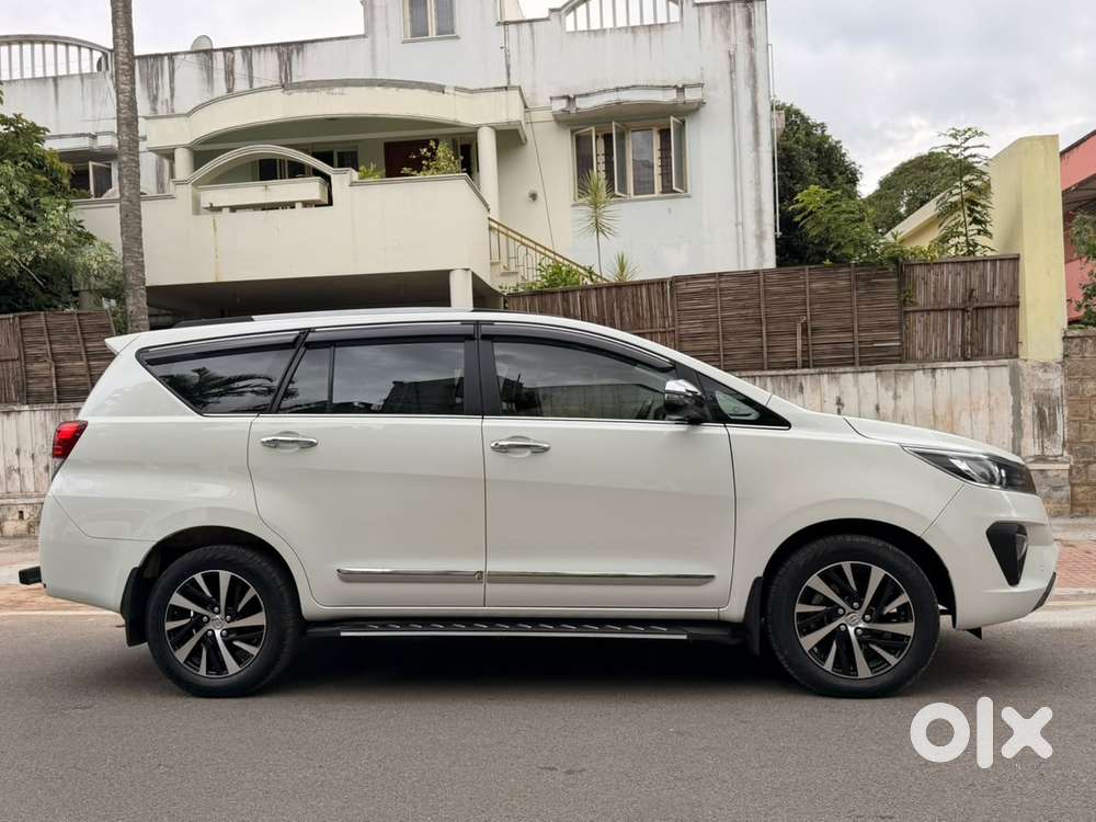 Toyota Innova Crysta 2.4 Z 7 Str, 2022, Diesel