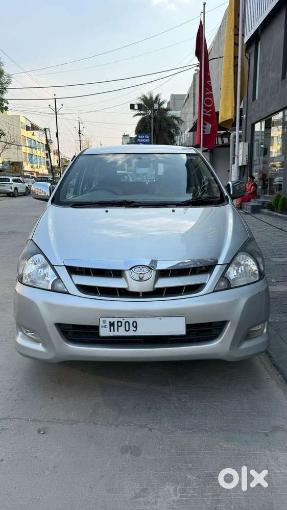Toyota Innova 2.5 Vx 8 Str Bs-iii, 2007, Diesel