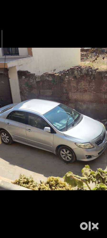 Toyota Corolla Altis 2010 Petrol 97000 Km Driven