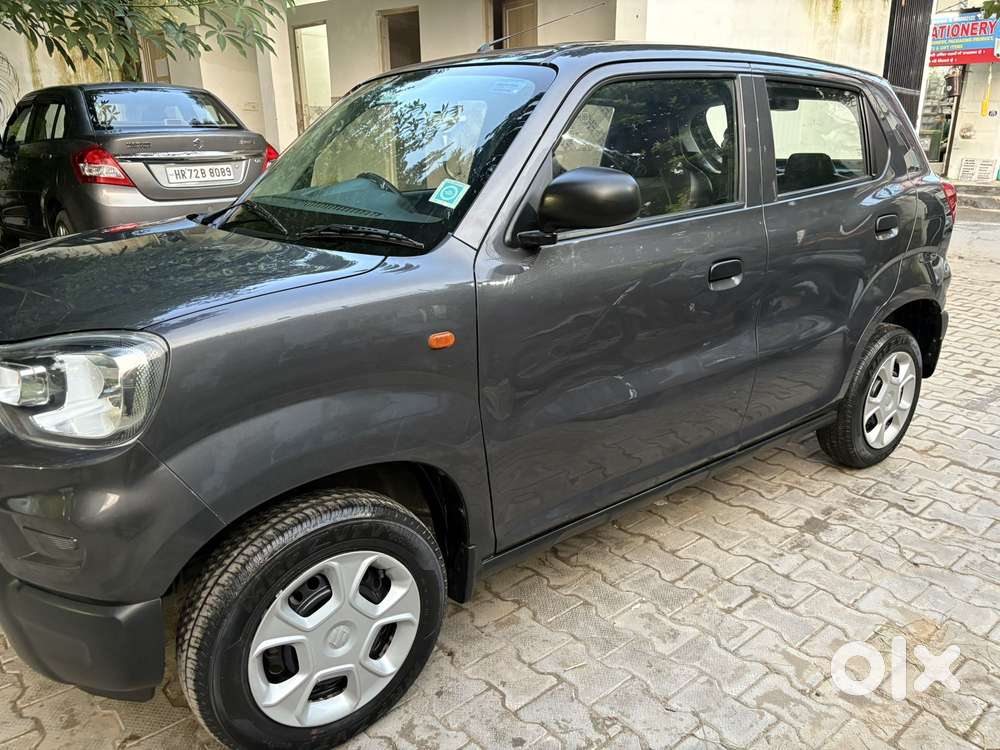 Maruti Suzuki S-presso Vxi Opt, 2022, Petrol