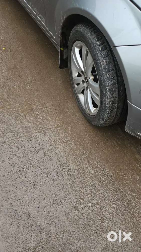 Mercedes-benz C-class 2011 Diesel 140000 Km Driven