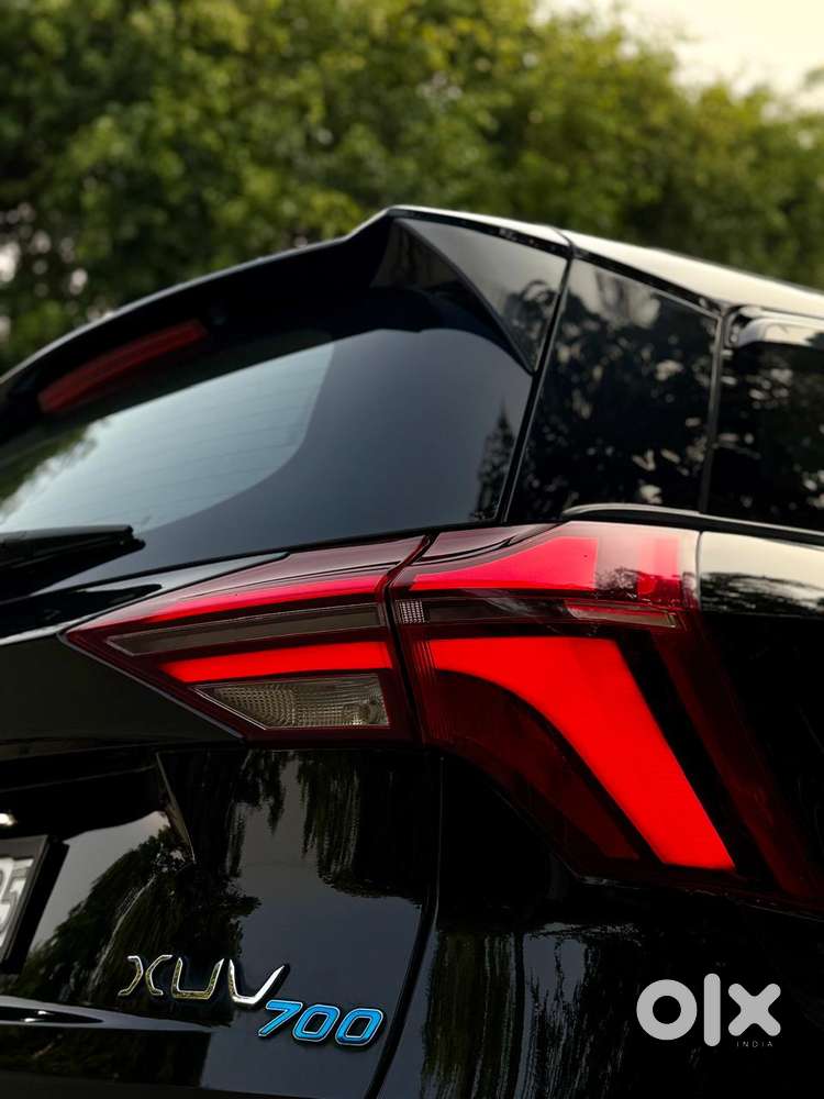 Mahindra Xuv700 2.2 Ax 7 Diesel At Luxury Pack Str, 2025, Diesel
