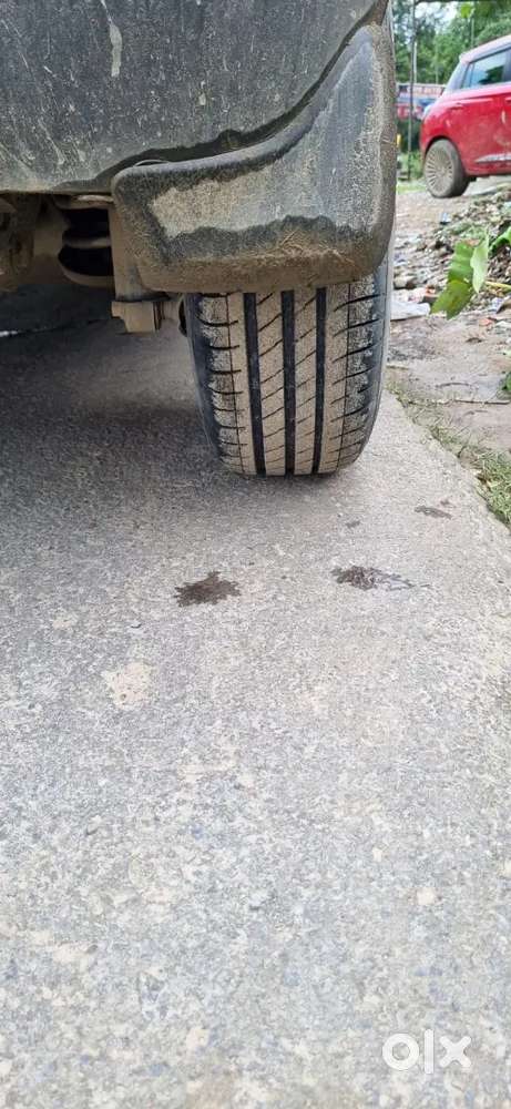 Mahindra Kuv 100 2016 Petrol 76000 Km Driven