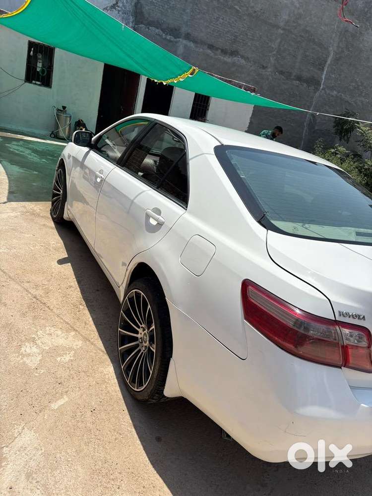 Toyota Camry 2007 Petrol Well Maintained