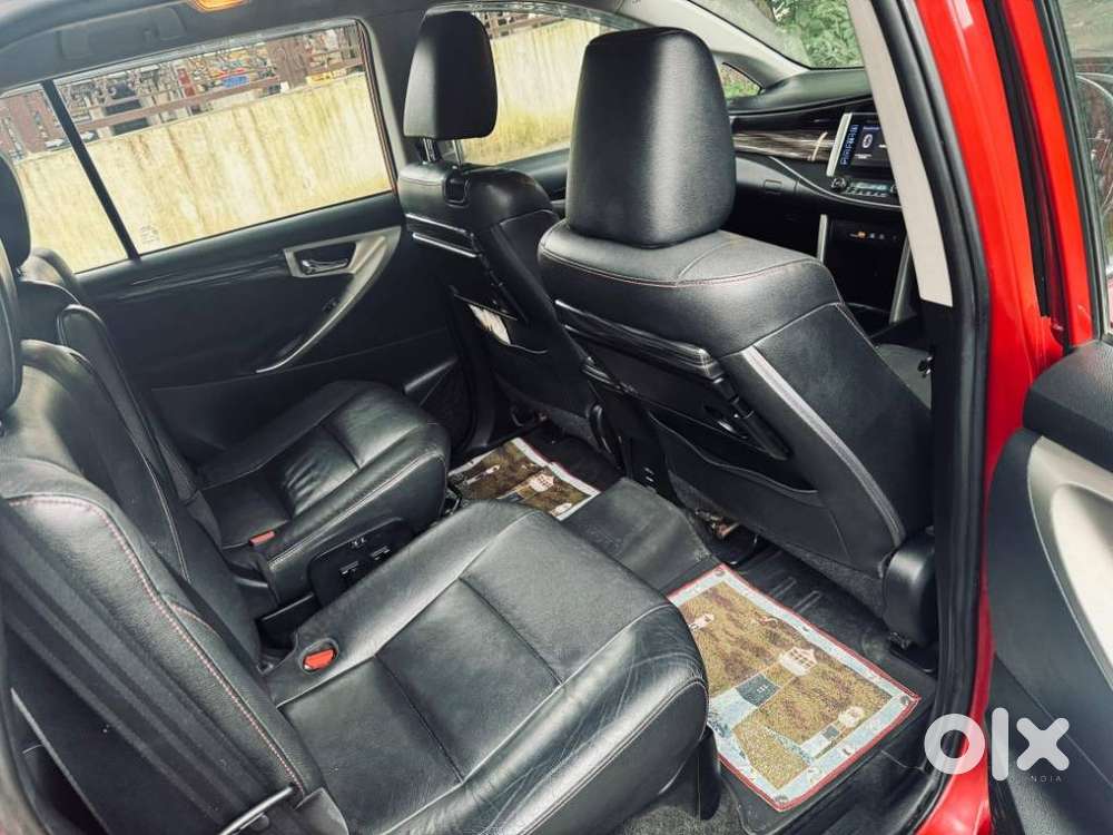 Toyota Innova Crysta 2.8 Gx At, 2017, Diesel