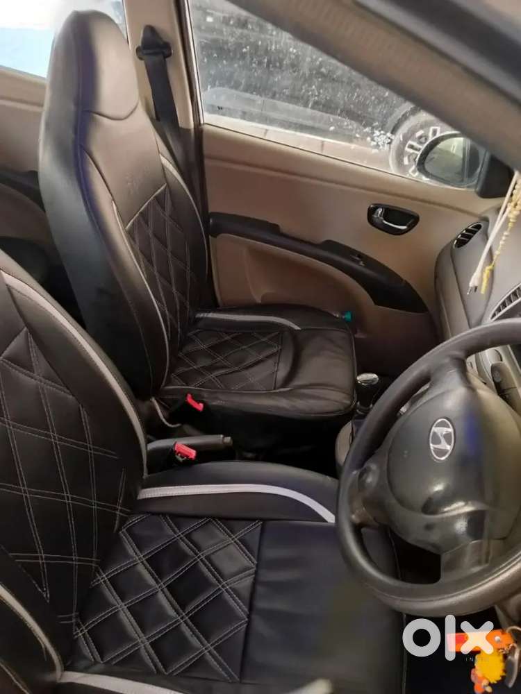 Hyundai I10 Sportz 2012 Best Condition, Tyre Also New Cng M 30 Km P1kg
