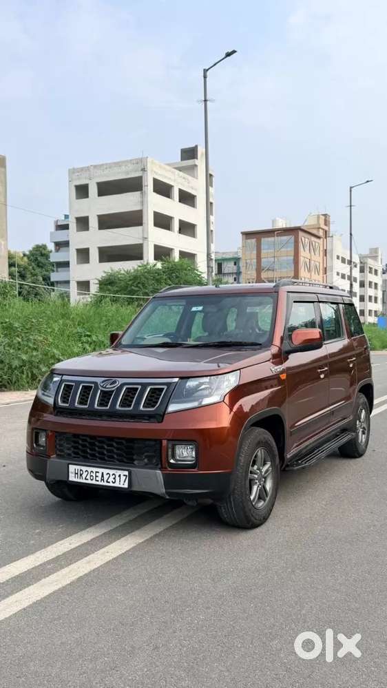 Mahindra Tuv 300 T10, 2019, Diesel