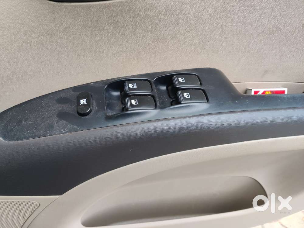 Hyundai I10 Asta At, 2009, Petrol