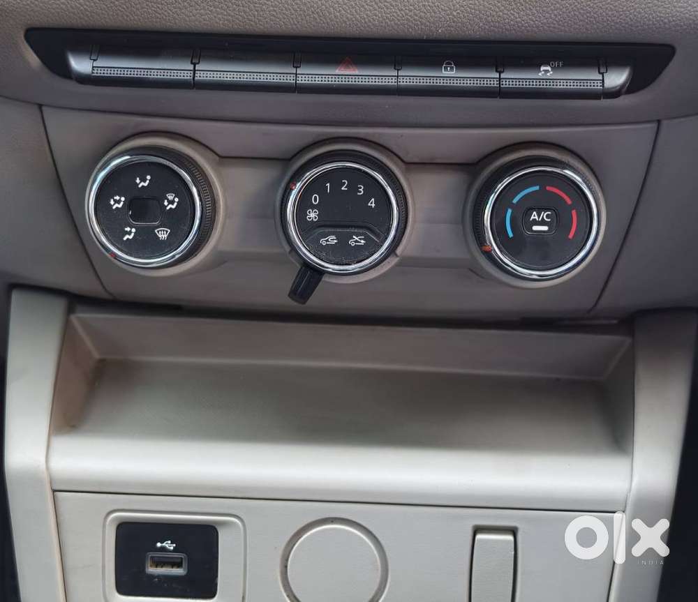 Renault Triber Others, 2025, Petrol