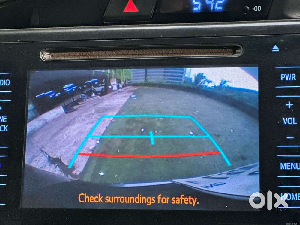 Toyota Innova Crysta 2.4 V, 2017, Diesel