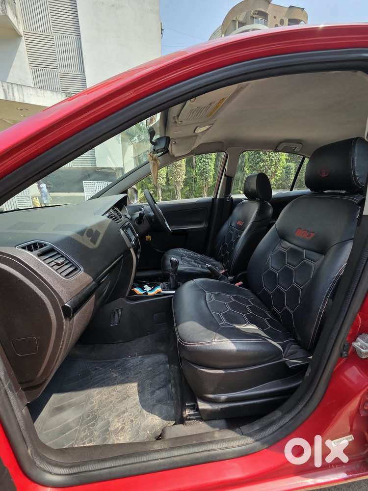 Tata Bolt Revotron Xt, 2015, Petrol