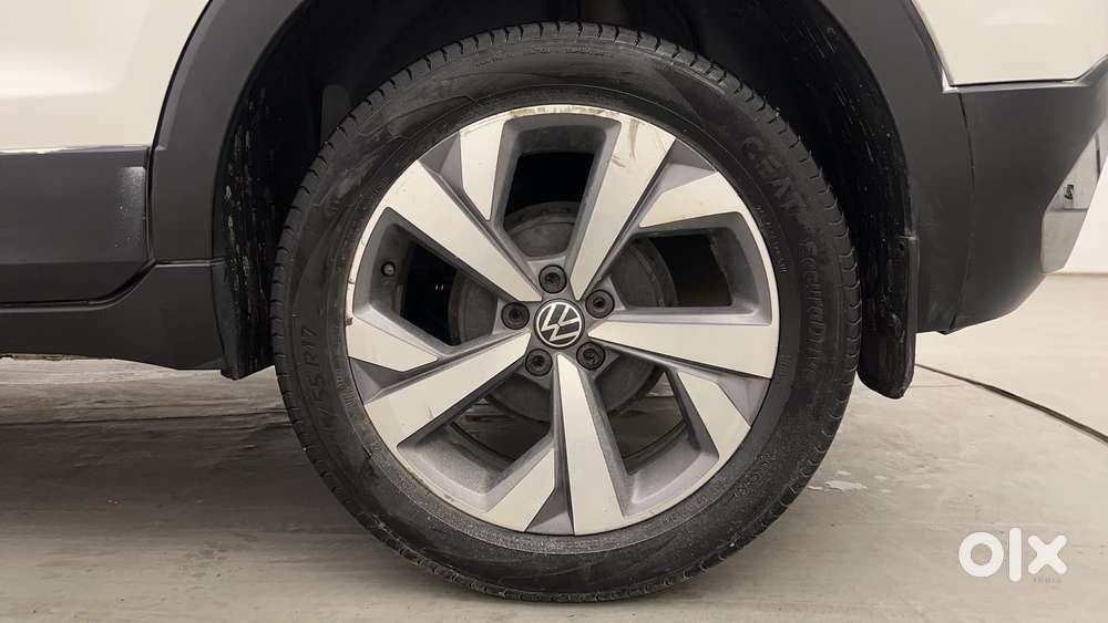 Volkswagen Taigun Topline 1.0 Tsi At (electric Seats), 2021, Petrol