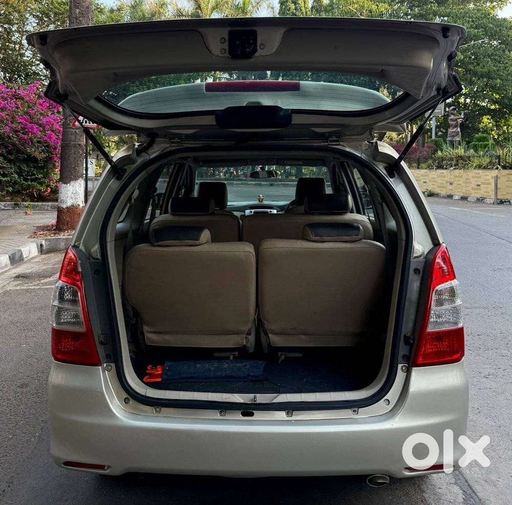 Toyota Innova 2.5 Vx 8 Str, 2012, Diesel