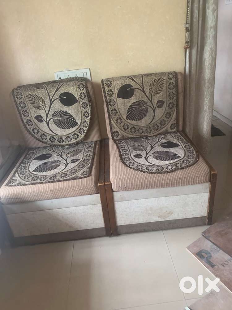 3 seater sofa and 2 chairs with storage