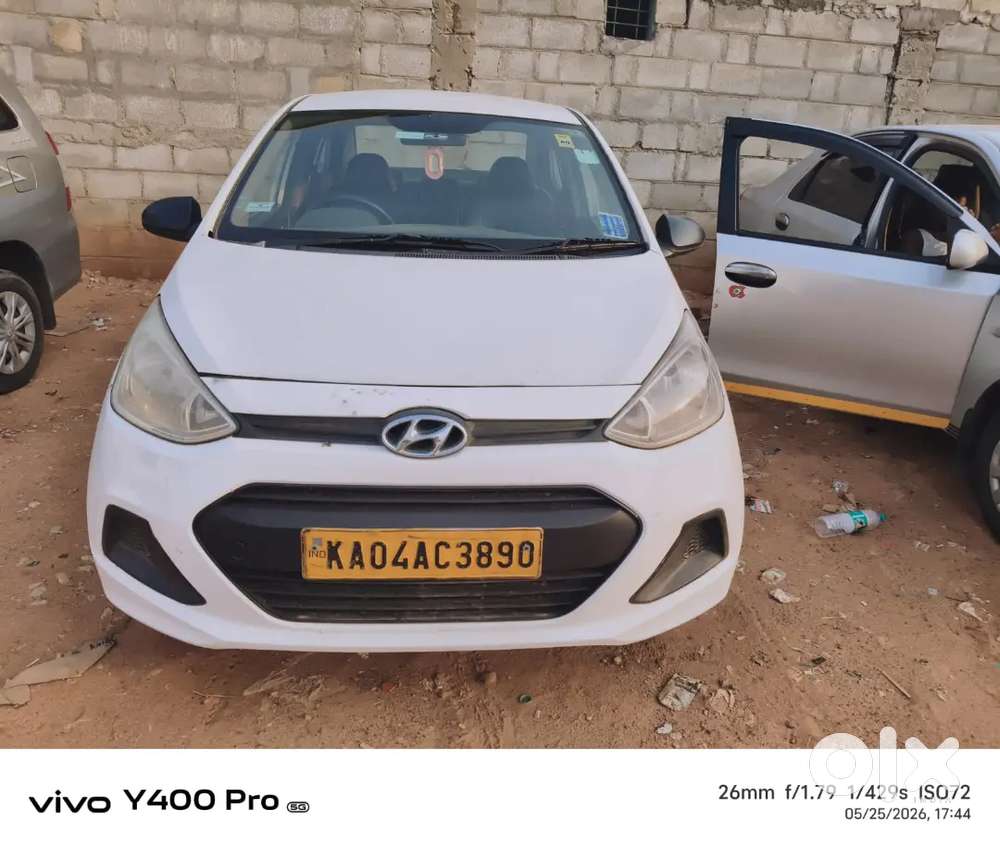 Hyundai Xcent 2020 Diesel 200000 Km Driven Well Maintained Car