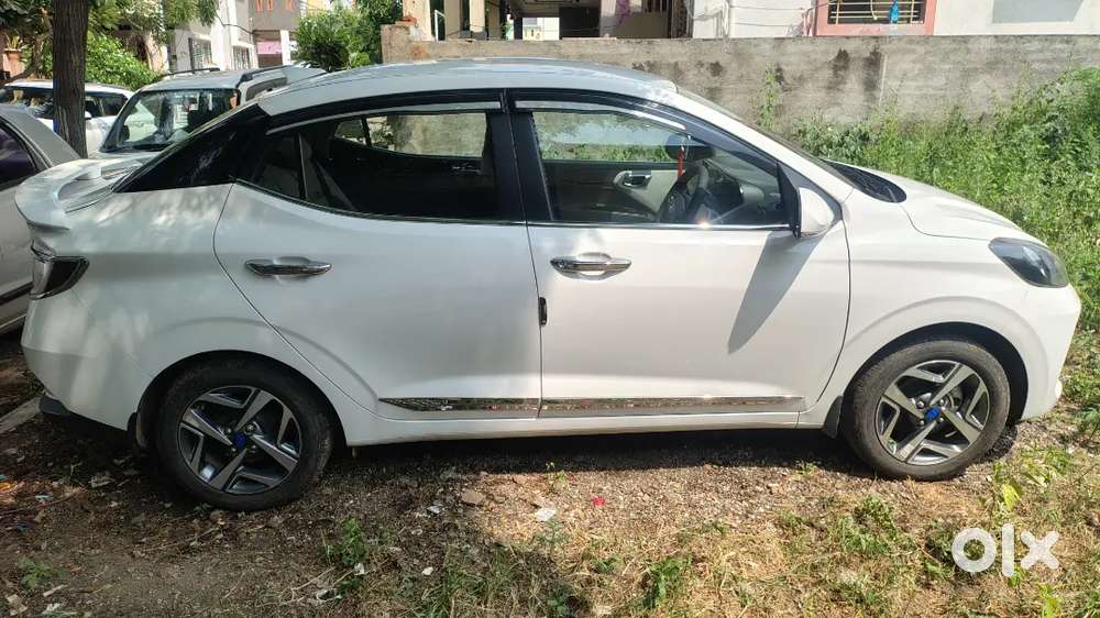Hyundai Aura Sx 2024
