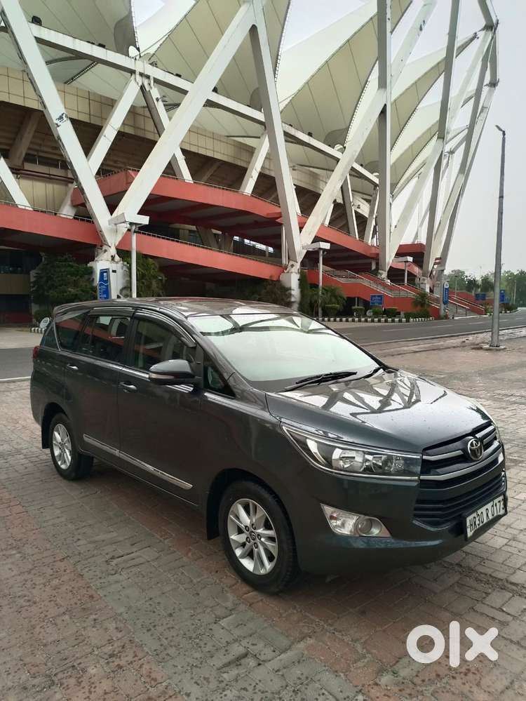 Toyota Innova Crysta 2.8 Gx At, 2017, Diesel