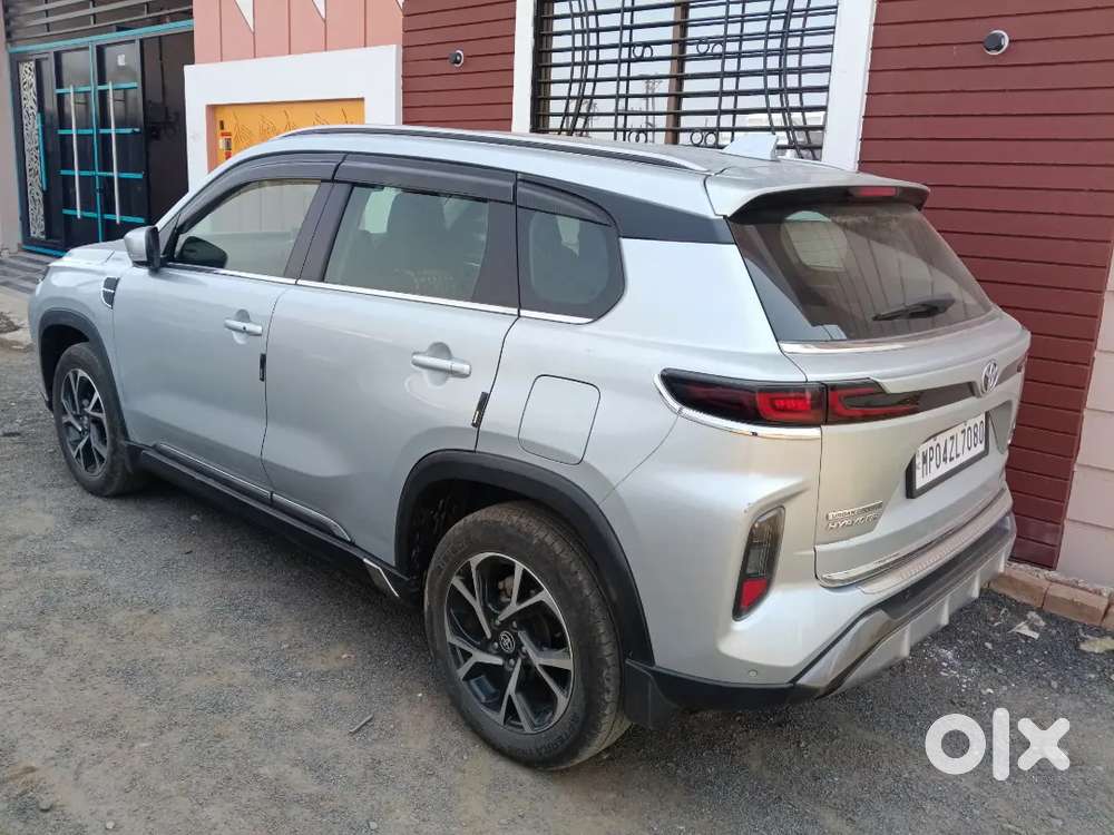 Toyota Urban Cruiser Hyryder 2023 Petrol 40000 Km Driven