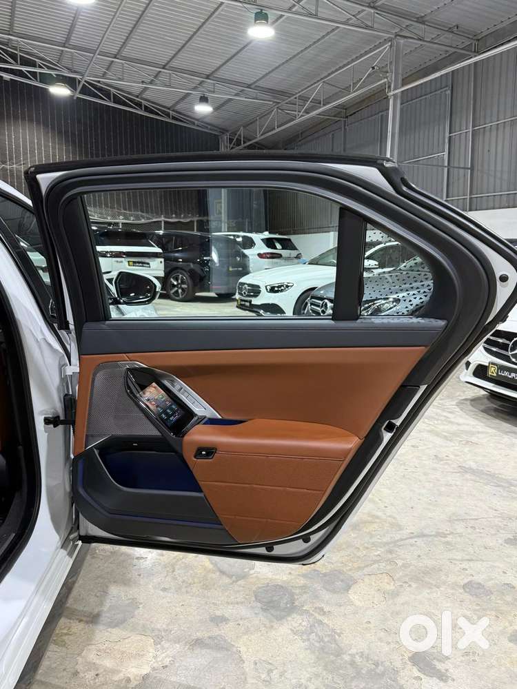Bmw I7 Xdrive60, 2023, Petrol
