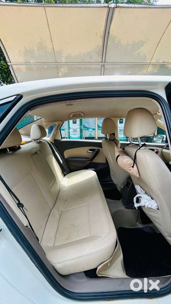 Skoda Rapid Elegance 2016 Petrol