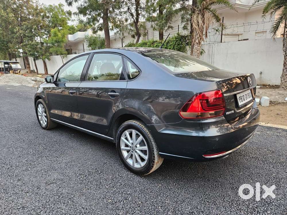 Volkswagen Vento 1.2 Highline Plus At 16 Alloy, 2017, Diesel