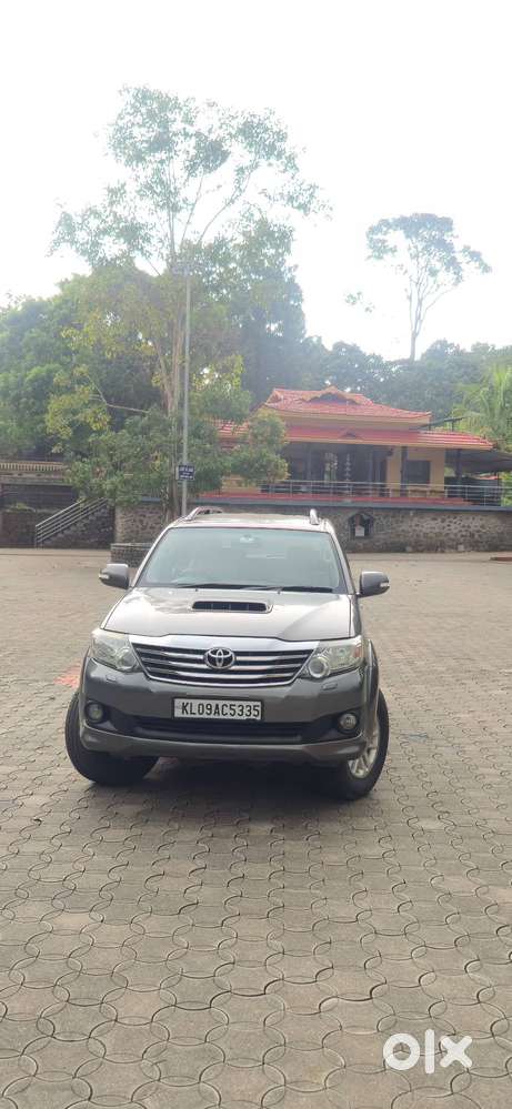 Grey Metallic Fortuner 2012 Model Automatic