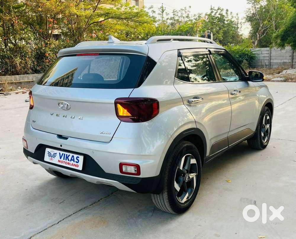 Hyundai Venue Sx Plus Turbo Dct, 2019, Petrol