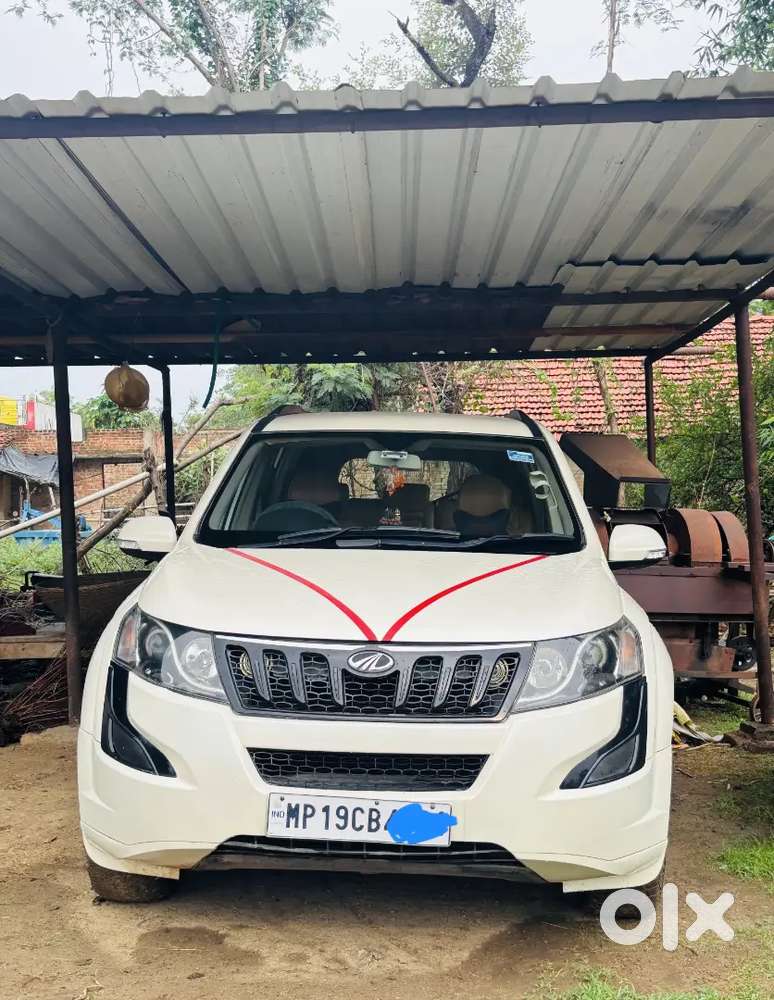 Xuv500 Less Driven And One Hand Car..no Scratches Car