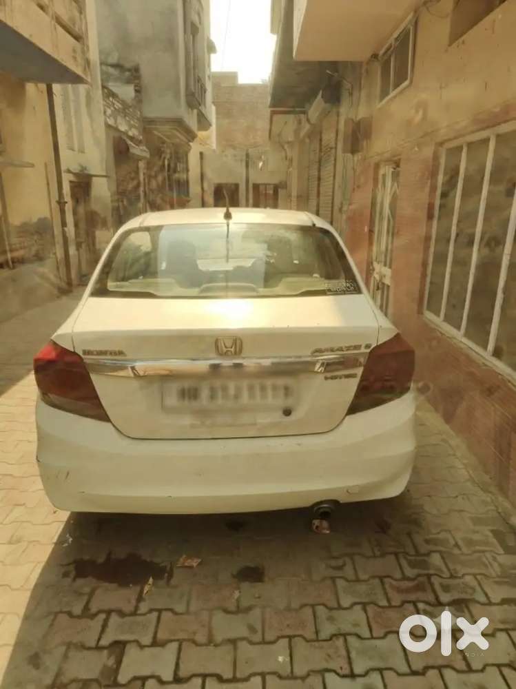 2nd Owner Honda Amaze 2013