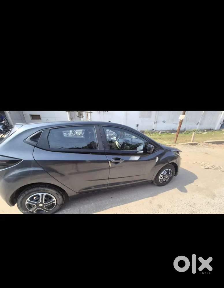 Tata Altroz July 2021 Petrol Well Maintained