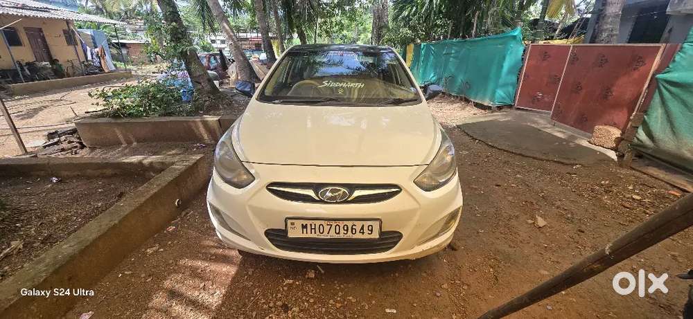 Hyundai Fluidic Verna 2015