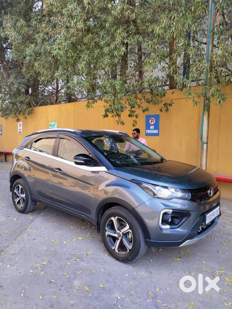 Tata Nexon 1.2 Revotron Xz Plus Premium, 2023, Petrol