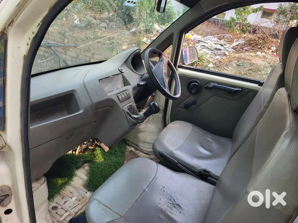 Mahindra Jeeto Minivan Diesel