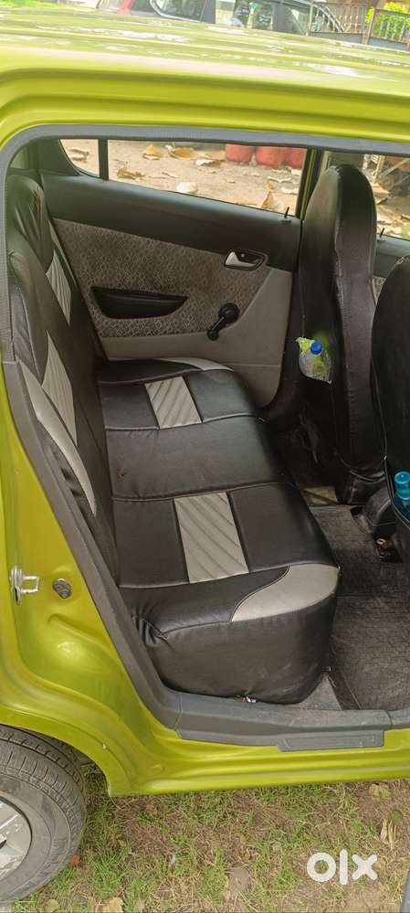 Power Window,sony Music System, Centre Locking With Remote Key, Ac