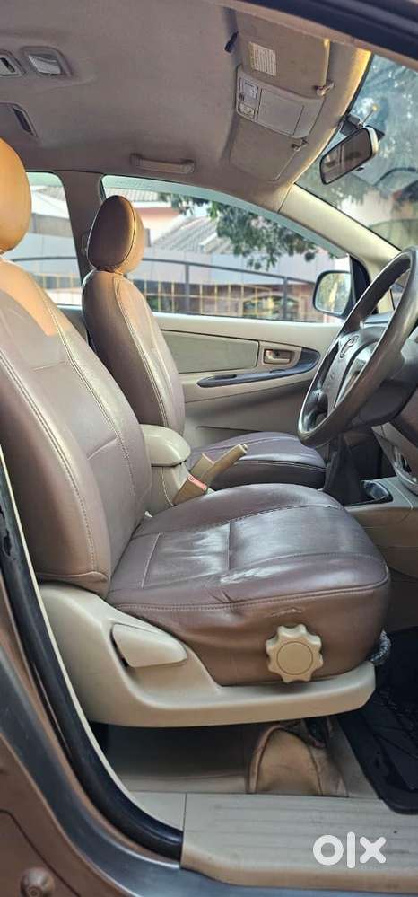 Toyota Innova 2.5 Gx (diesel) 8 Seater, 2012, Diesel