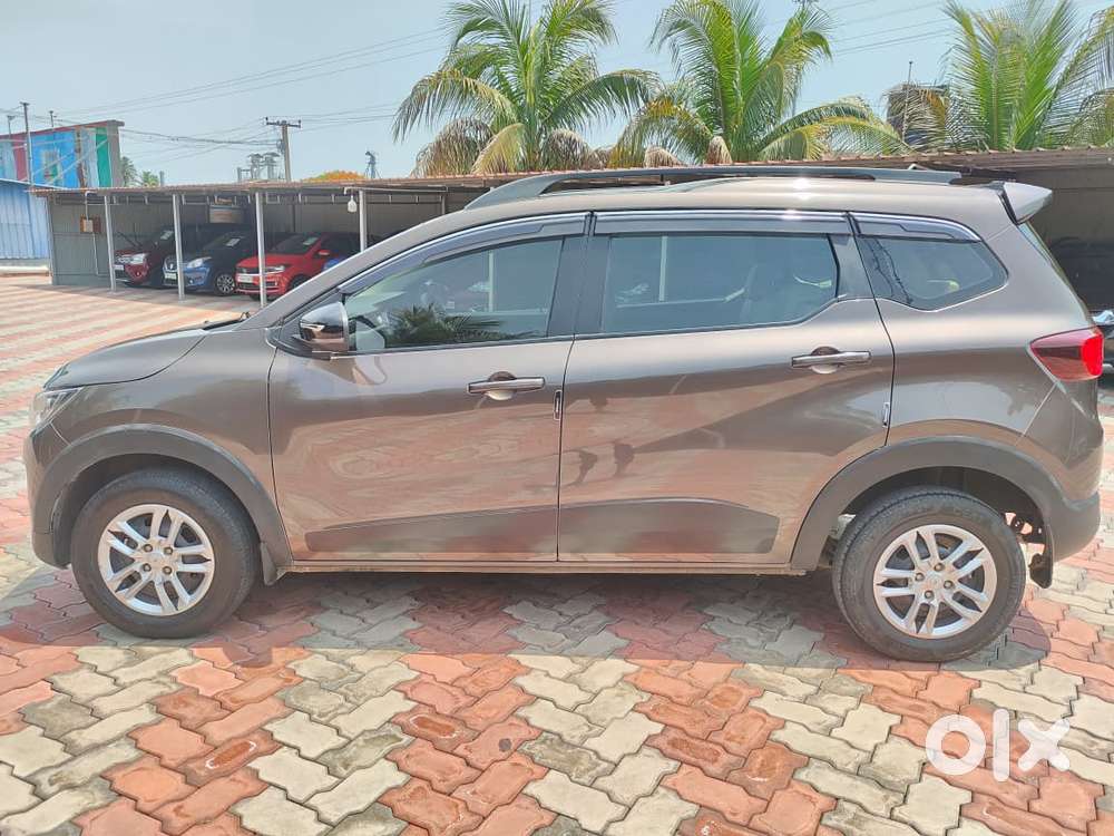 Renault Triber, 2022, Petrol