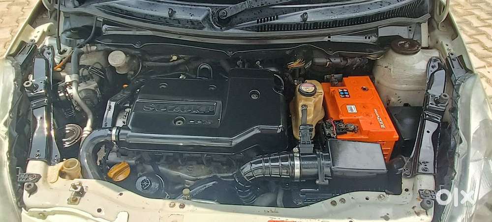 Maruti Suzuki Swift 2015 Petrol 90000 Km Driven